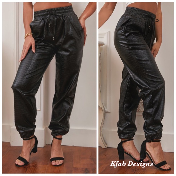 Pants - ❤️LAST 1! Must Have Faux Leather Textured Joggers